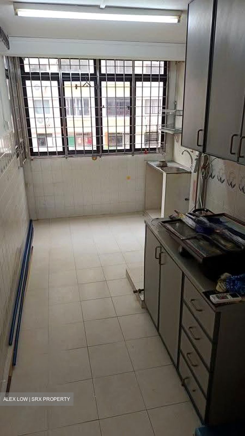 Blk 102 Crescent View (Queenstown), HDB 3 Rooms #638622671